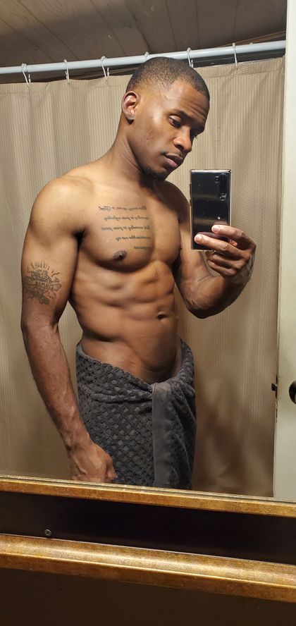 kcwhtelightpipe OnlyFans picture
