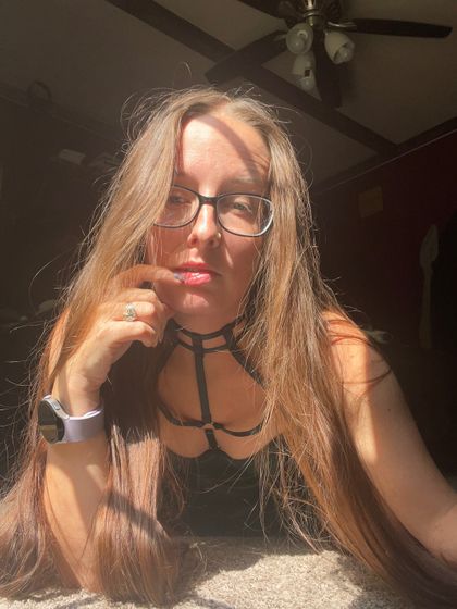 riarooroo OnlyFans picture