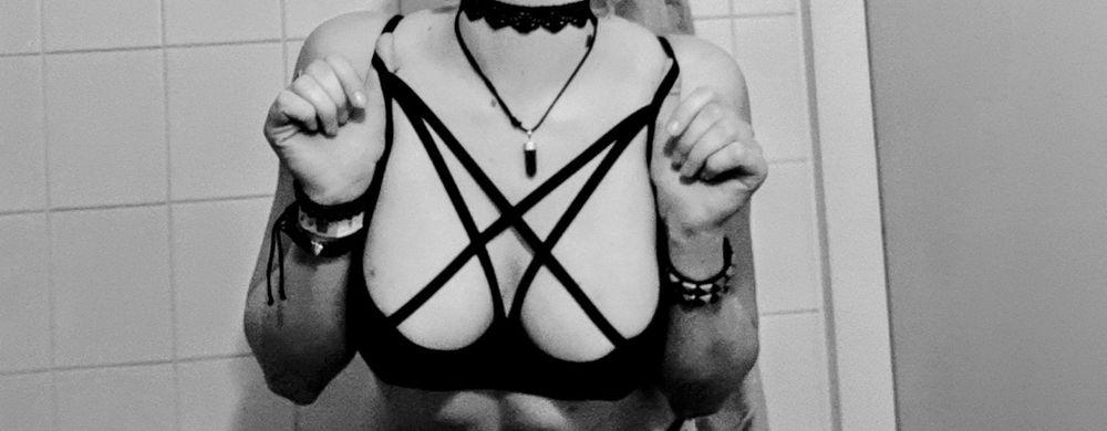 pluckypuck OnlyFans profile picture