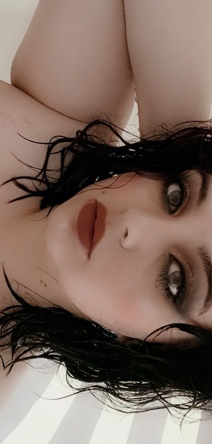 x_xcrimsonx_x OnlyFans picture
