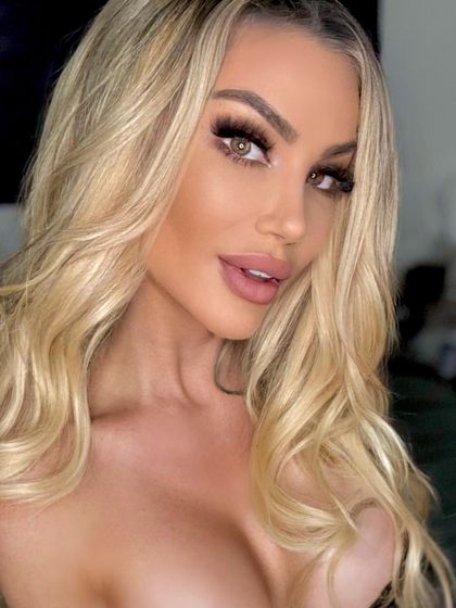 evieeros OnlyFans picture