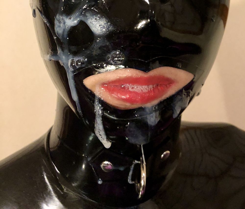 rumirubber OnlyFans profile picture