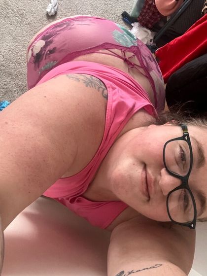 ladylovesbigcock OnlyFans picture