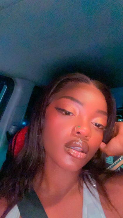 papianna OnlyFans picture