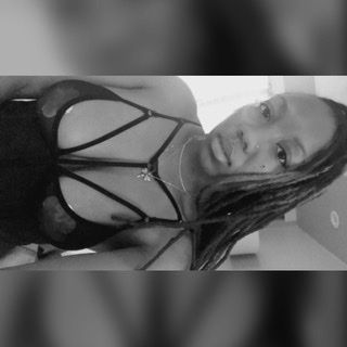 empresshoneybee OnlyFans profile picture
