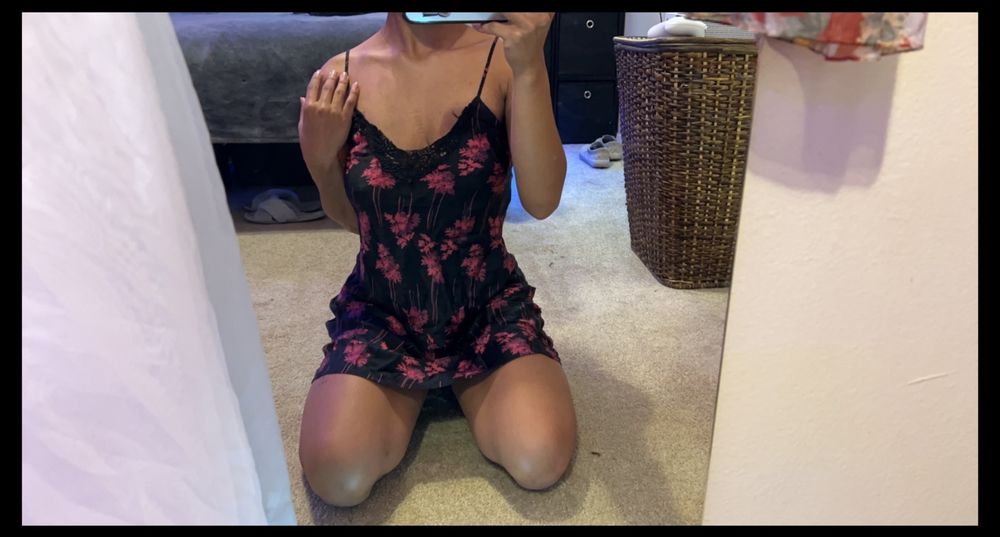 rose.s.21free OnlyFans profile picture
