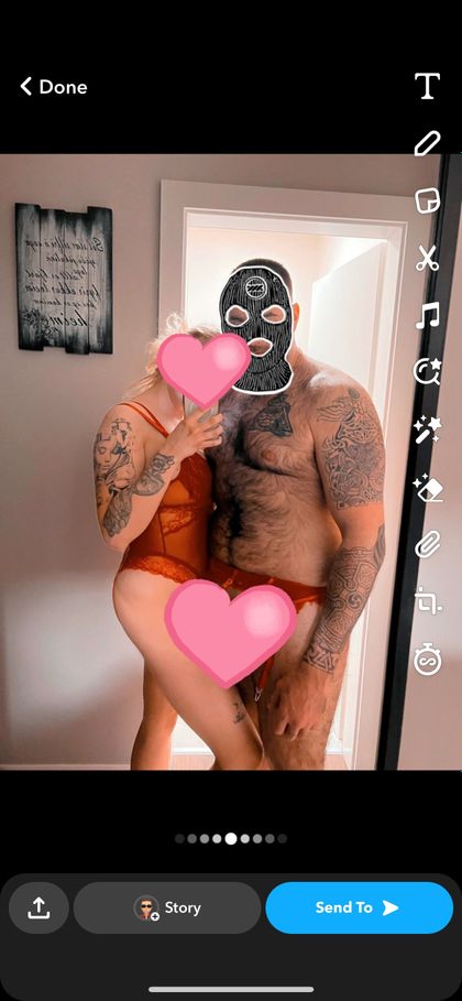 hot-couple-next-door OnlyFans picture