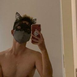 dennishu11185 OnlyFans picture