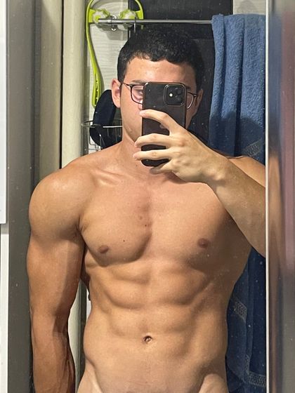 robihidan OnlyFans picture