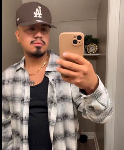 carlitos4742 OnlyFans picture