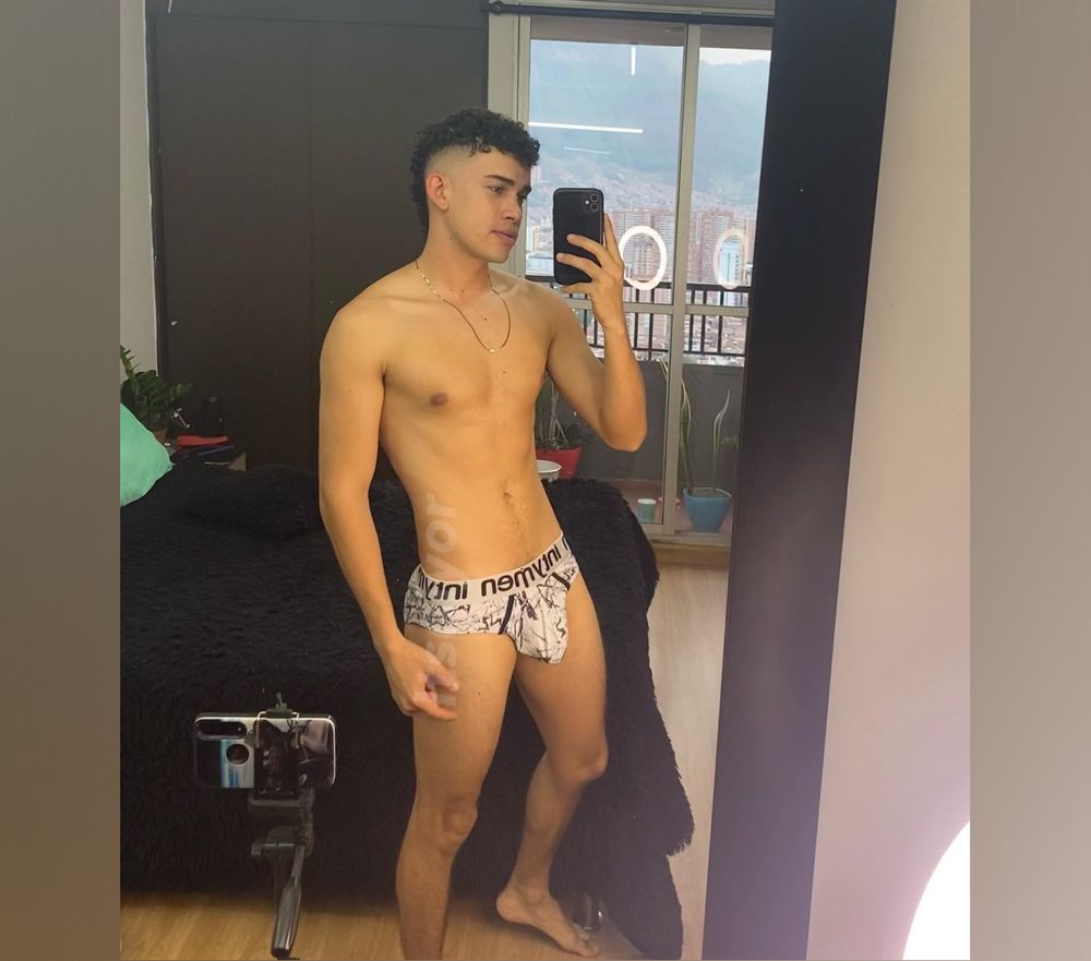 itsdiyor OnlyFans profile picture