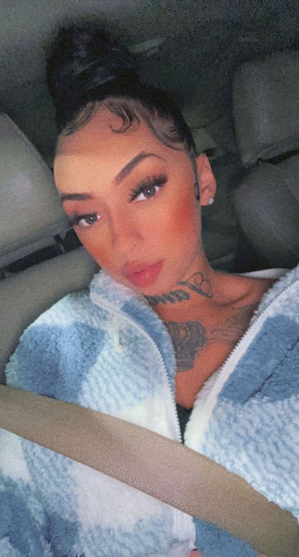 tellaaa OnlyFans picture