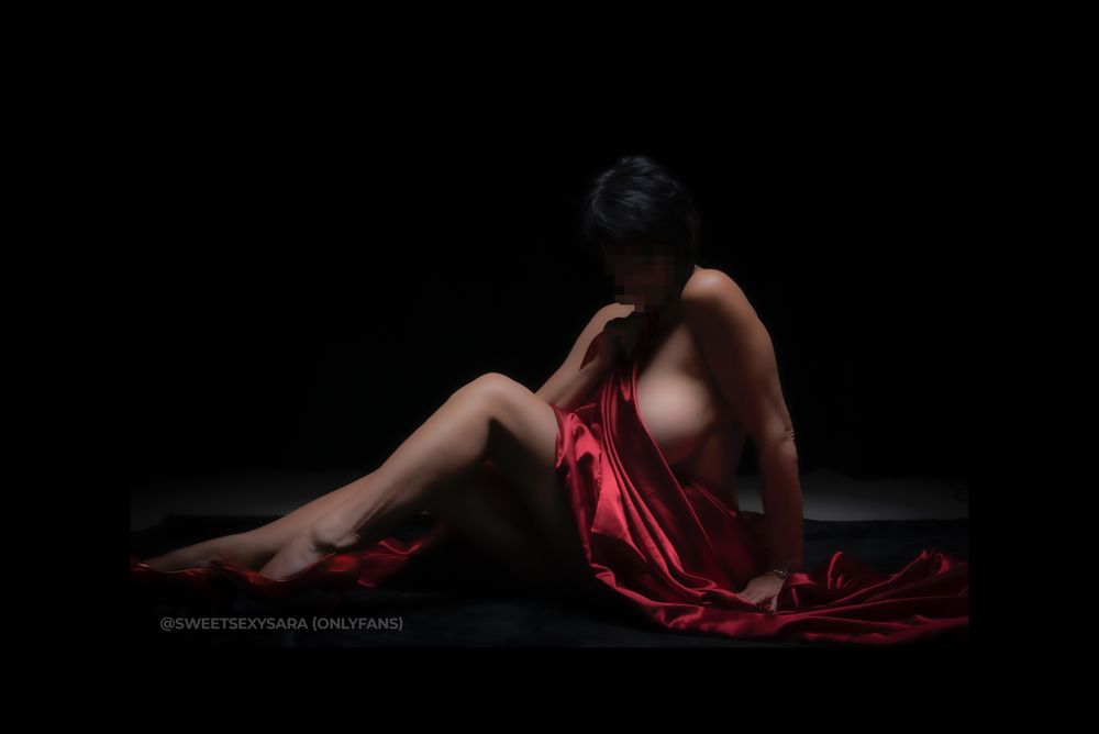sexysarawinnipeg OnlyFans profile picture