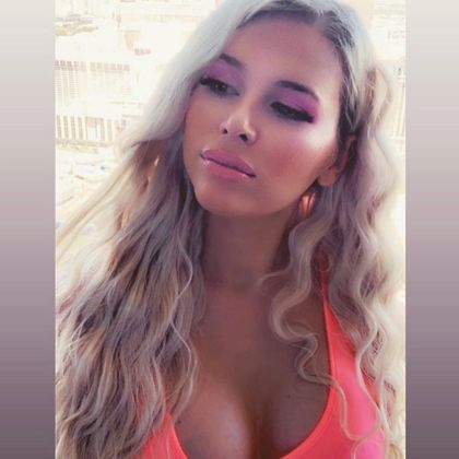 amazonblondie OnlyFans picture