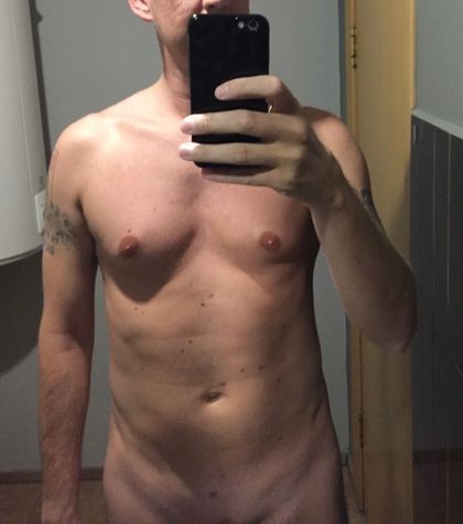 alemalchik OnlyFans picture