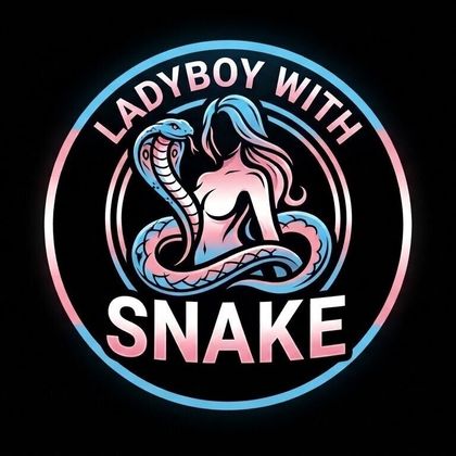 ladyboywithsnake OnlyFans picture