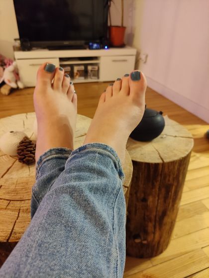 emfeet3m OnlyFans picture