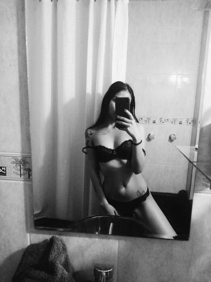 becca0892 OnlyFans picture