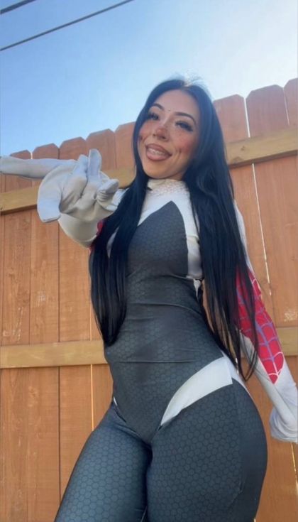 lovecristina OnlyFans picture