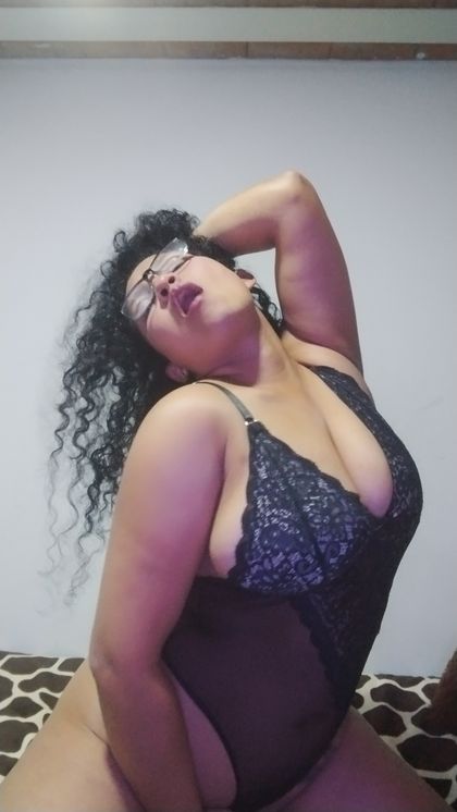 yuleyrobles OnlyFans picture