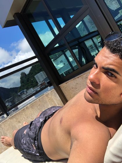 alejandro2rr OnlyFans picture