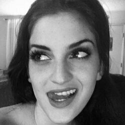 Best Hot Serra OnlyFans Accounts | FansMetrics.com