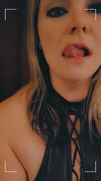 ohfukobeyyy OnlyFans picture