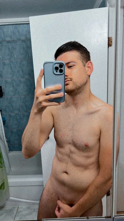 misteriious OnlyFans picture