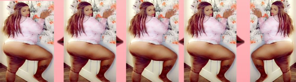 lovelythea OnlyFans profile picture