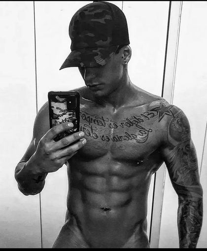 elpecadoralexis OnlyFans picture