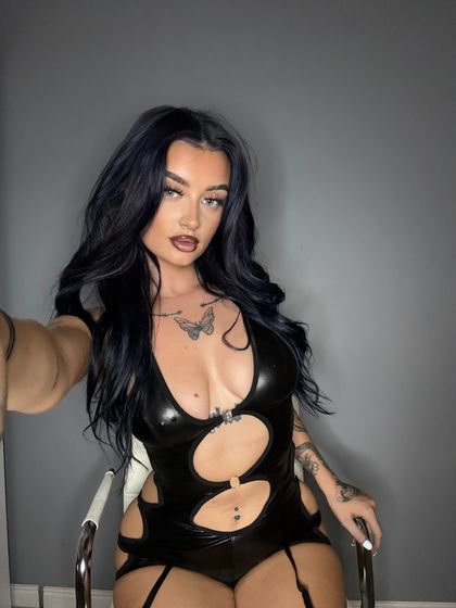 blueting OnlyFans picture