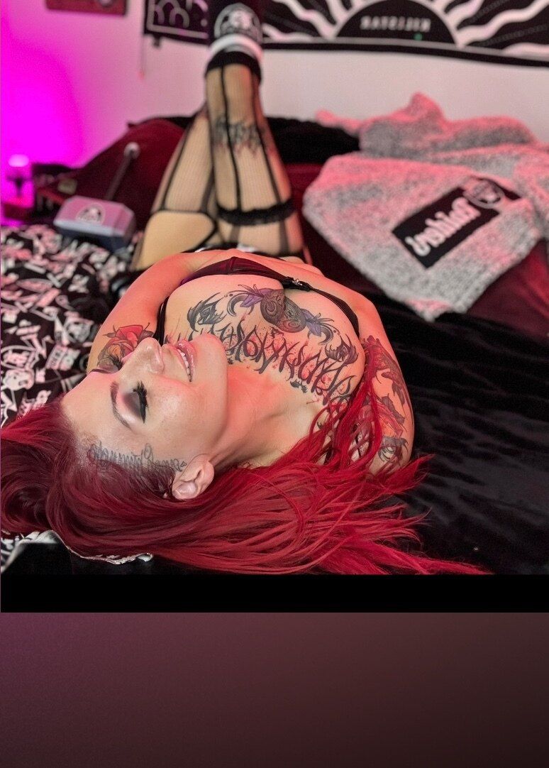 xsabrinaxradx OnlyFans profile picture