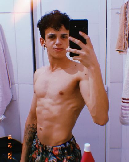 alexonlyhot OnlyFans picture