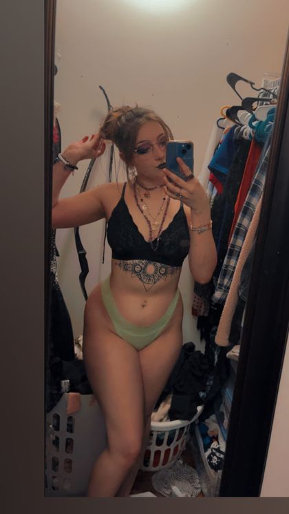 spookielilkitten OnlyFans picture