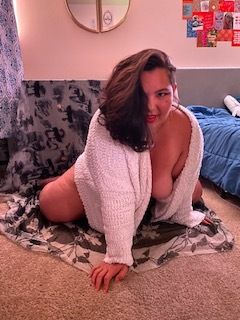 peonymoongirl OnlyFans picture