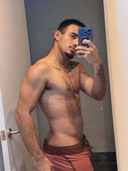eyvicttor OnlyFans picture