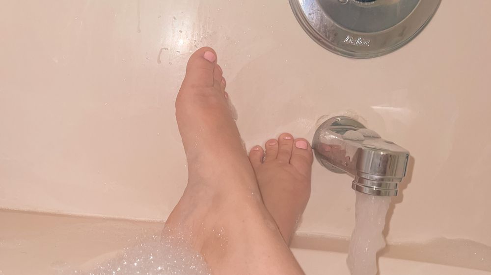 barefootbunnyyb OnlyFans profile picture