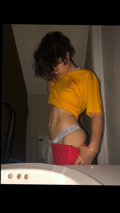 gia631 OnlyFans picture
