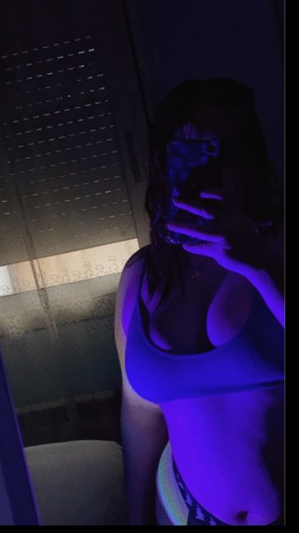 curvyyyygirl27 OnlyFans picture