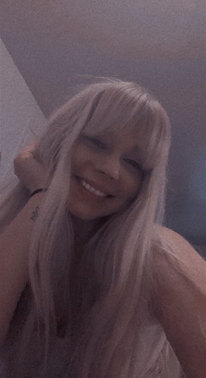 sexy_blonde-0422 OnlyFans picture