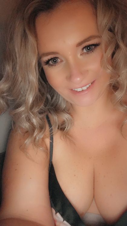 ash87ly OnlyFans picture