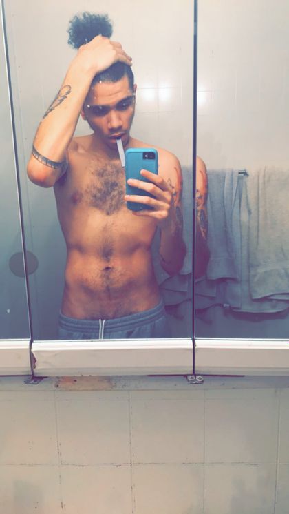 uzidoozi OnlyFans picture
