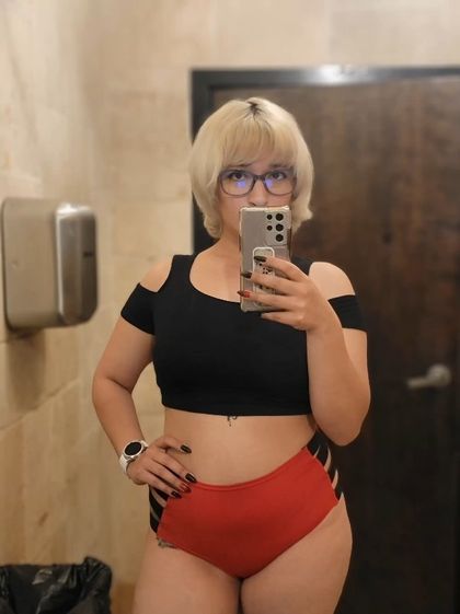 itsmemelii OnlyFans picture