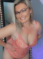 brandyjoe83 OnlyFans - Free Trial - Photos - Socials | FansMetrics.com