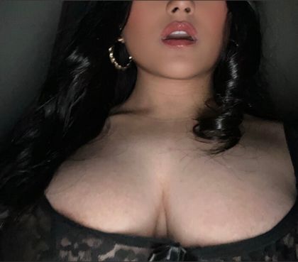 rareblossomss OnlyFans picture