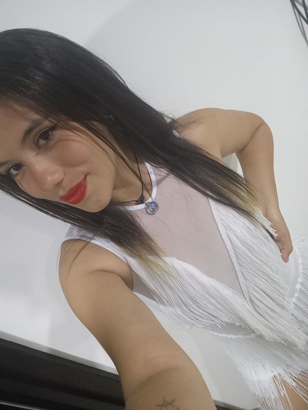 mona1101323 OnlyFans profile picture