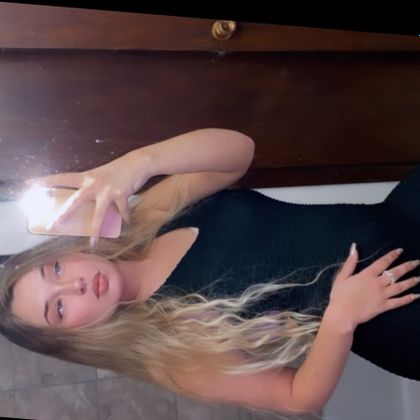 favwhitegirll OnlyFans picture