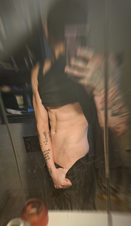prettyinapinebox OnlyFans picture