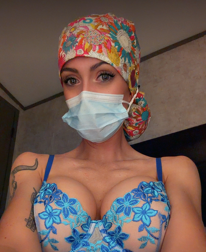 dr.ariavale OnlyFans picture