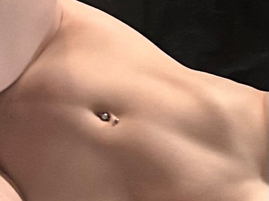 littlewisteria OnlyFans profile picture